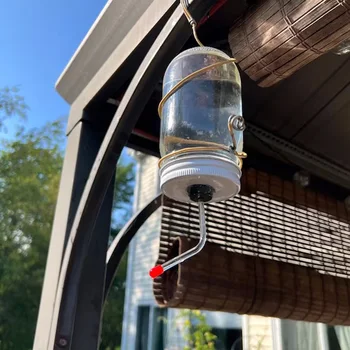 Кормушка для колибри с соломенной птичкой, большая емкость и прочная банка-кормушка, подходящая для украшения внутреннего двора на открытом воздухе.