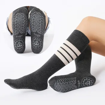 Новые хлопчатобумажные женские носки для йоги, Модные полосатые силиконовые нескользящие носки для пилатеса, дышащие носки для занятий в тренажерном зале, танцами, спортивными упражнениями
