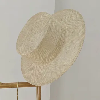 Роскошная шляпа из натурального сизаля, Женская летняя соломенная шляпа с жемчужной лентой, канотье с плоским верхом, Пляжная шляпа ручной работы, Женская церковная шляпа