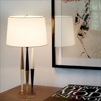 Скандинавская настольная лампа со светодиодной подсветкой Прикроватная тумбочка для спальни, гостиной, домашнего декора, Современный тканевый абажур, светильник из золотистого металла